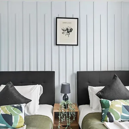 The Green Suite In Bristol City Centre Bristol