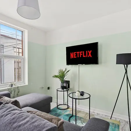 The Green Suite In Bristol City Centre * Bristol